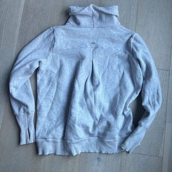 Alo Haze Funnel Neck Sweatshirt Heather Gray - Picture 4 of 4